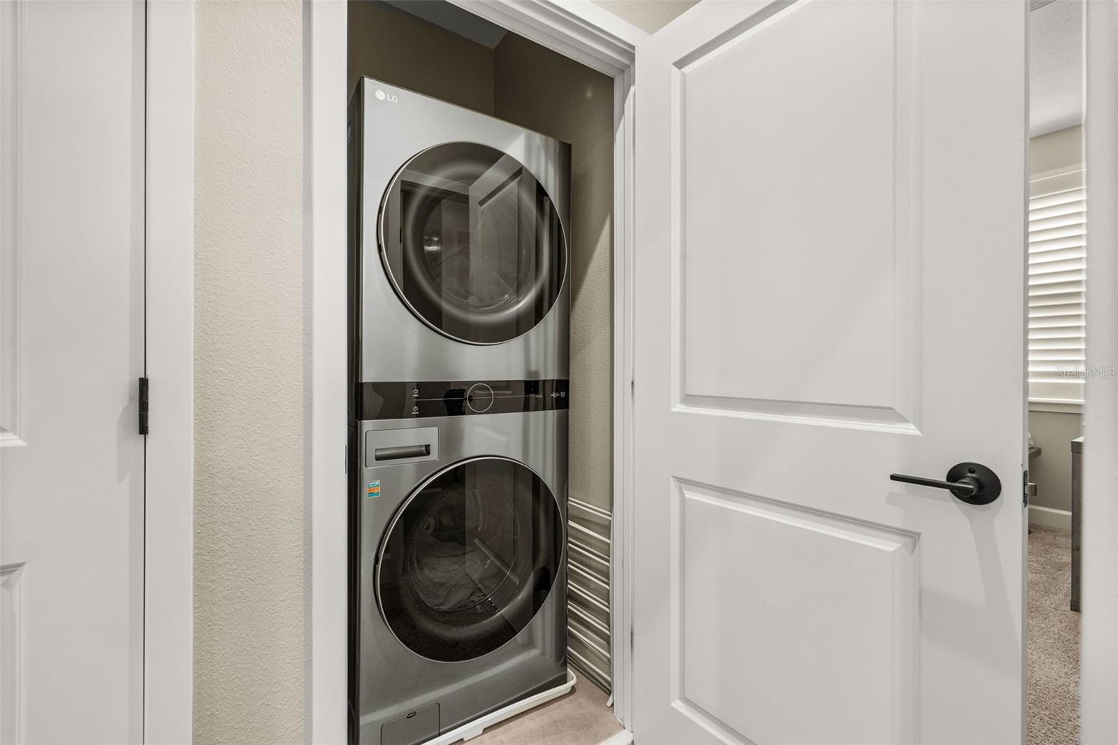 7489 ESTUARY LAKE LOOP