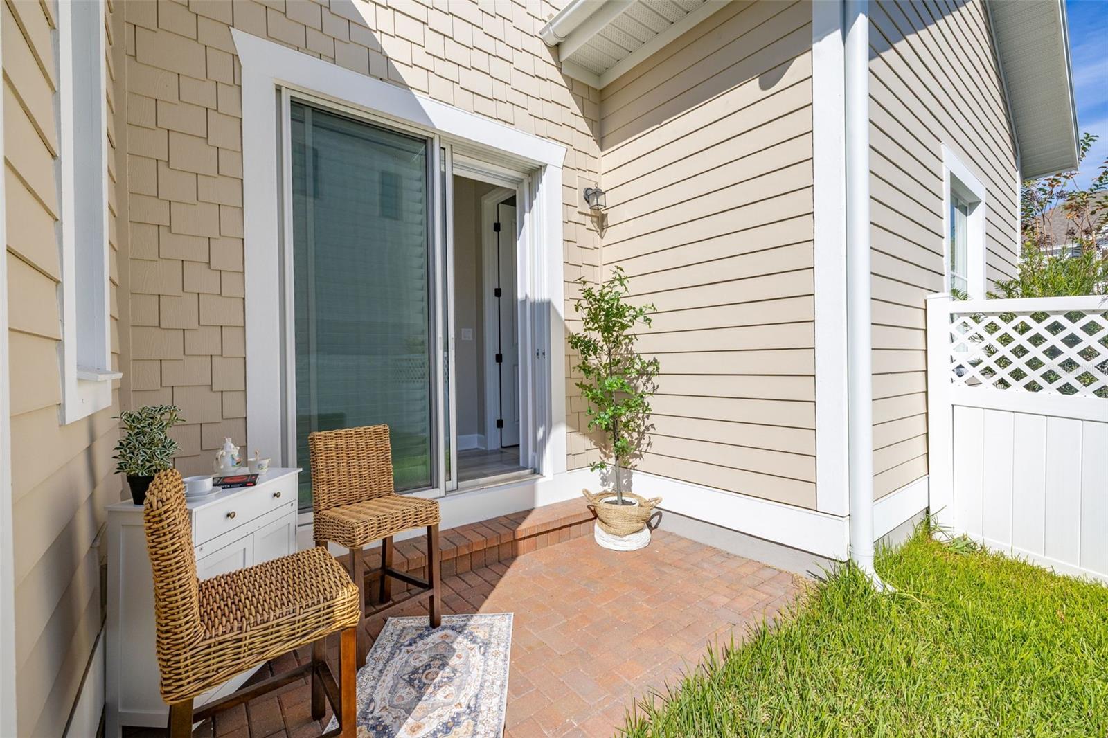 7489 ESTUARY LAKE LOOP