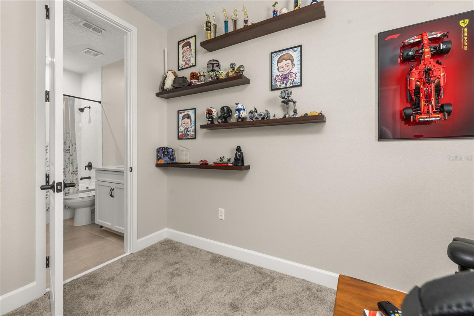 7489 ESTUARY LAKE LOOP