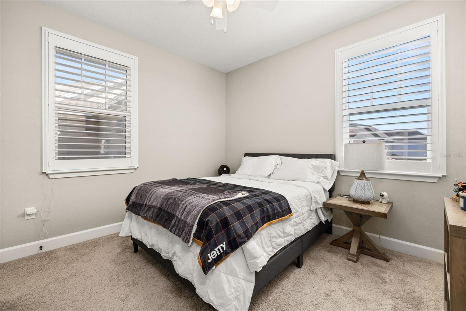 7489 ESTUARY LAKE LOOP