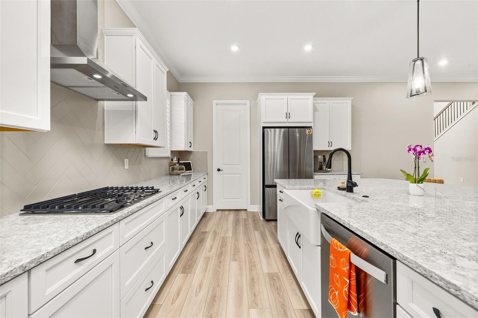 7489 ESTUARY LAKE LOOP