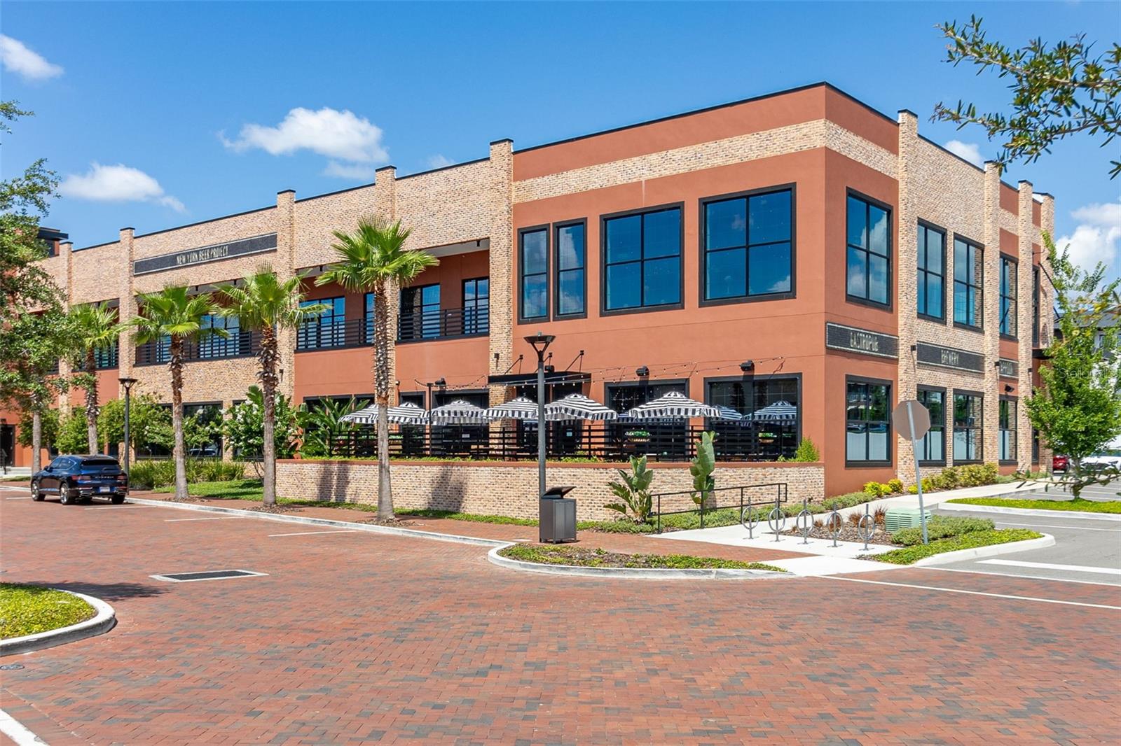 9870 SUMMERLAKE GROVES ST