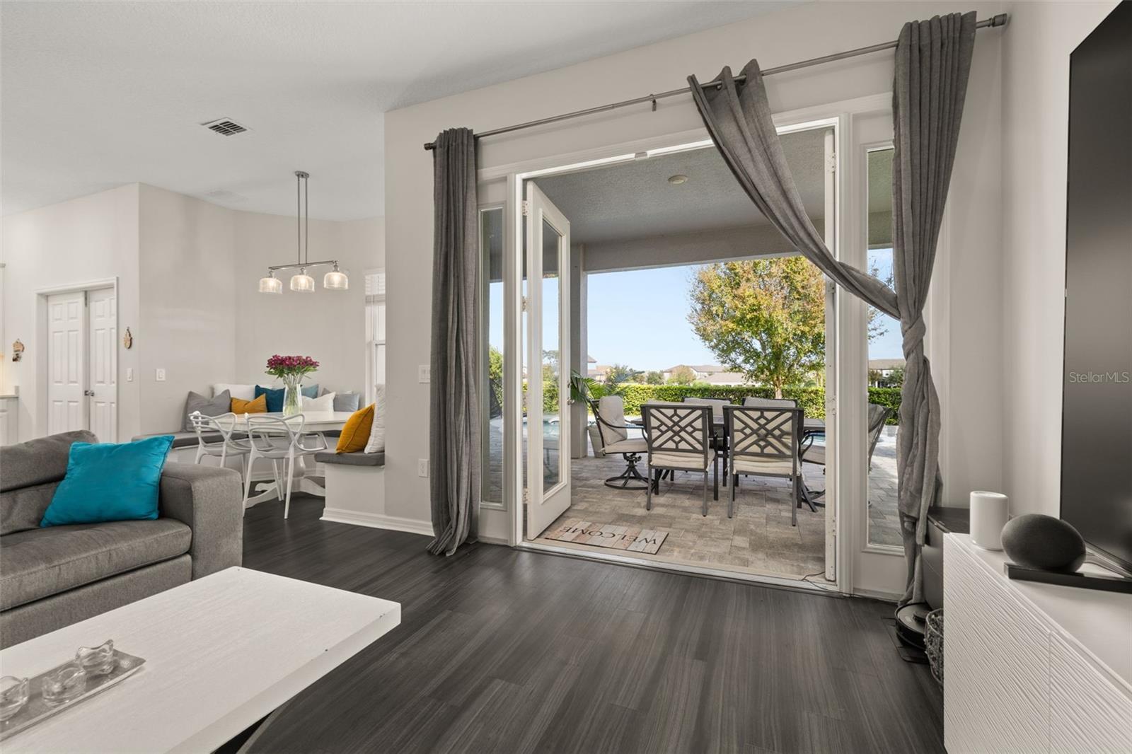 9870 SUMMERLAKE GROVES ST