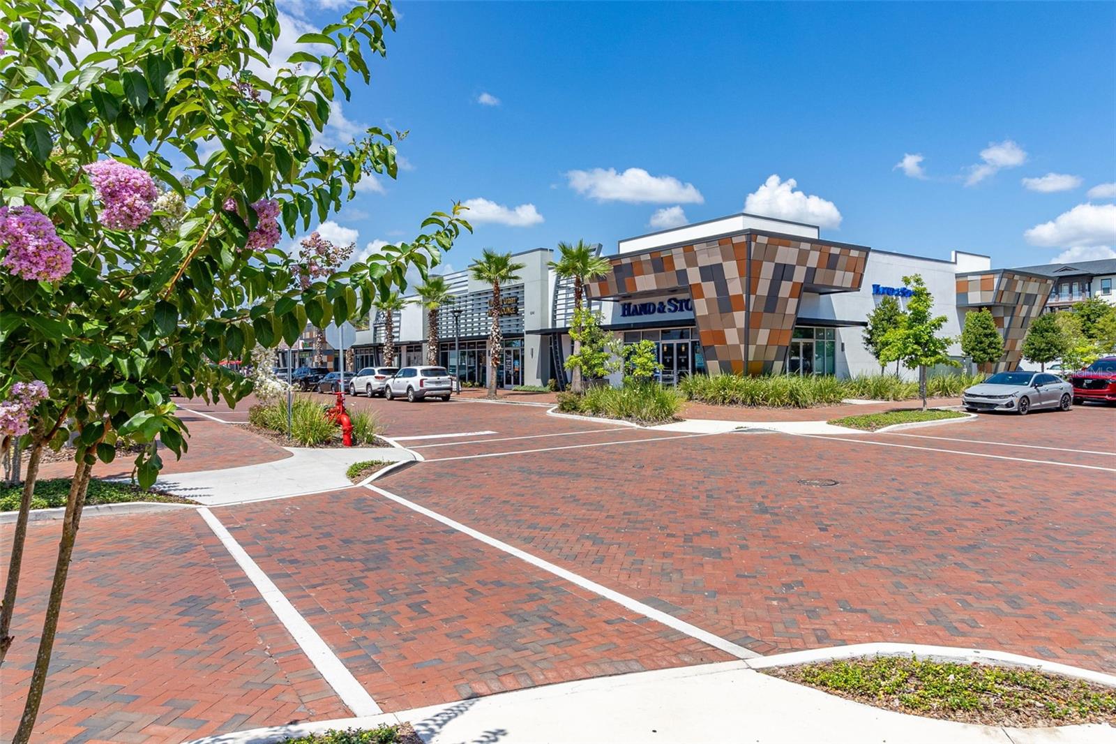 9870 SUMMERLAKE GROVES ST