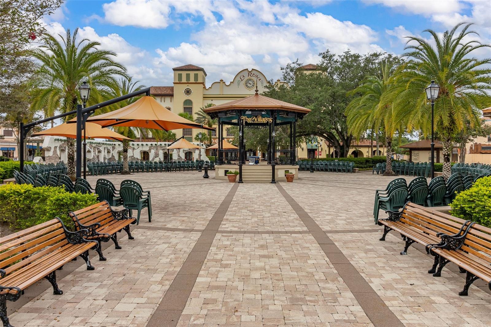 1014 SWAMP CHESTNUT LOOP