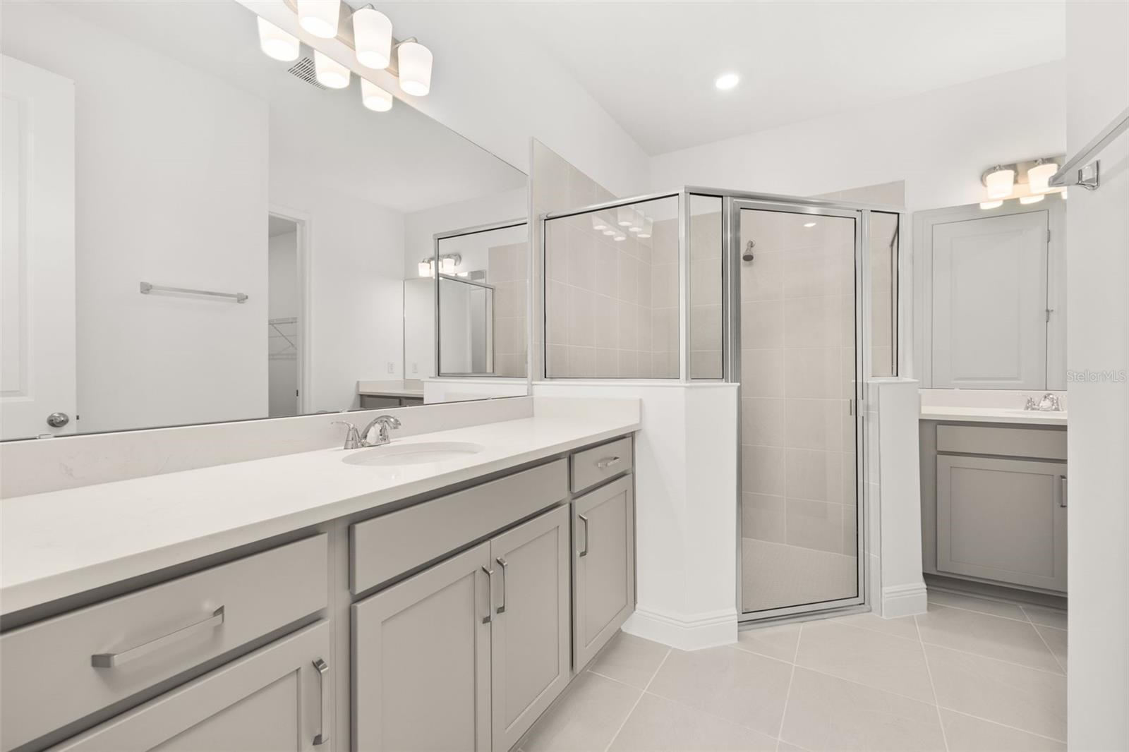 1014 SWAMP CHESTNUT LOOP