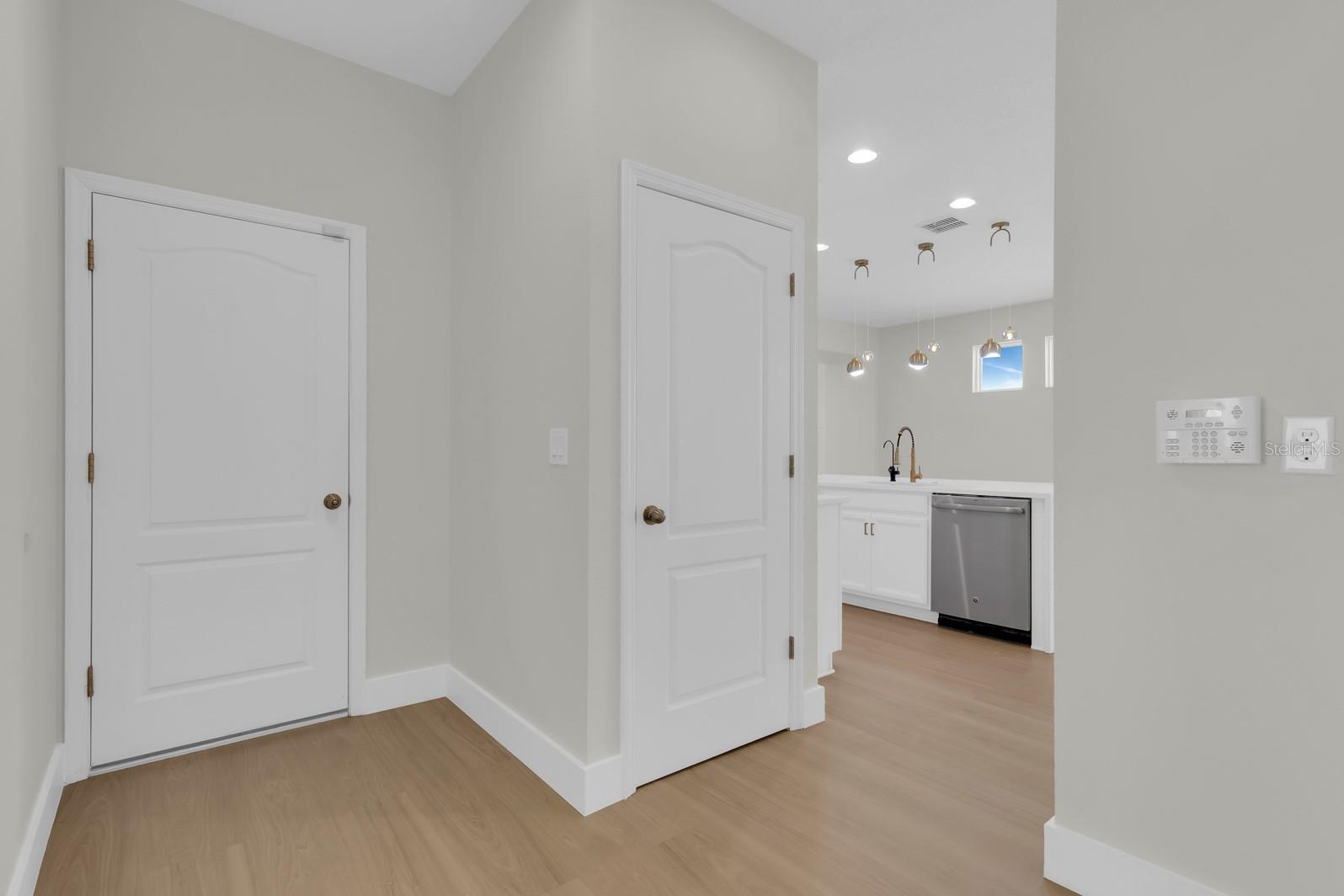 15583 HAMLIN BLOSSOM AVE