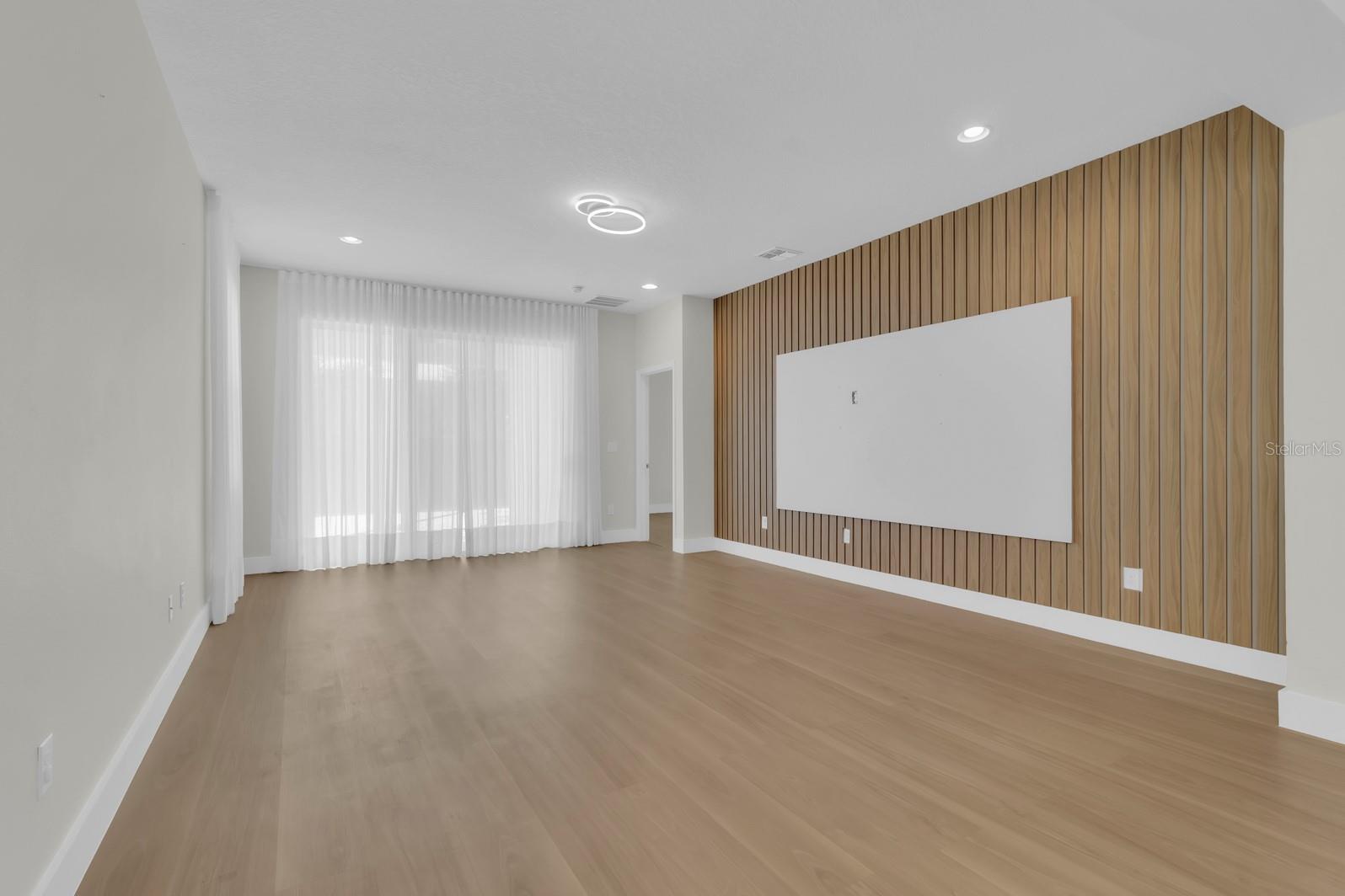 15583 HAMLIN BLOSSOM AVE