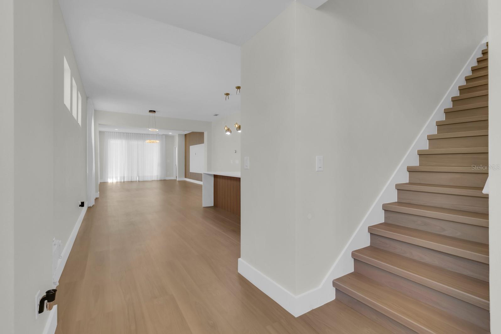 15583 HAMLIN BLOSSOM AVE