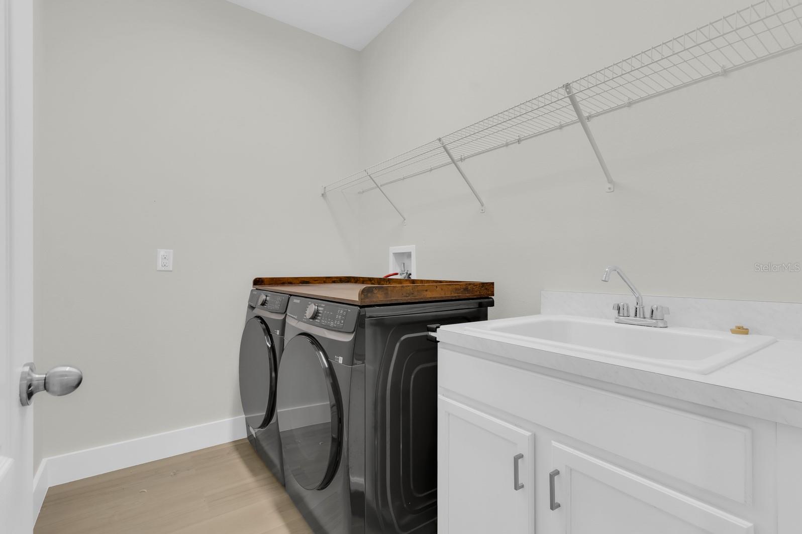 15583 HAMLIN BLOSSOM AVE