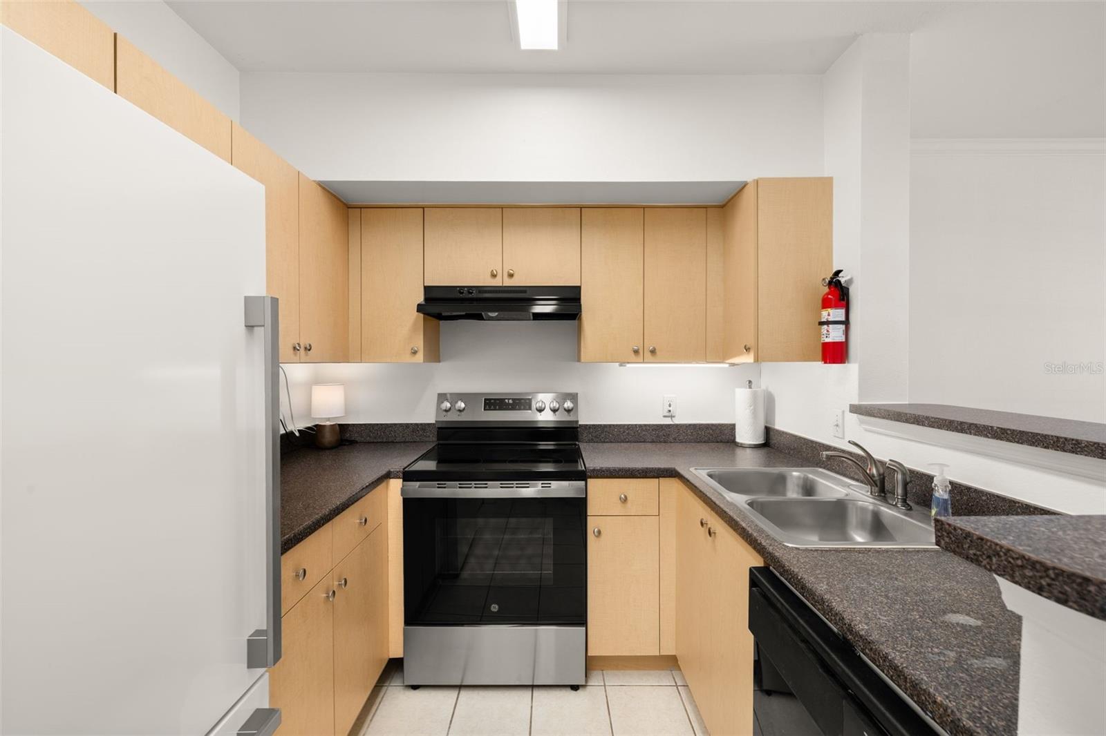 755 SIENA PALM DR #755