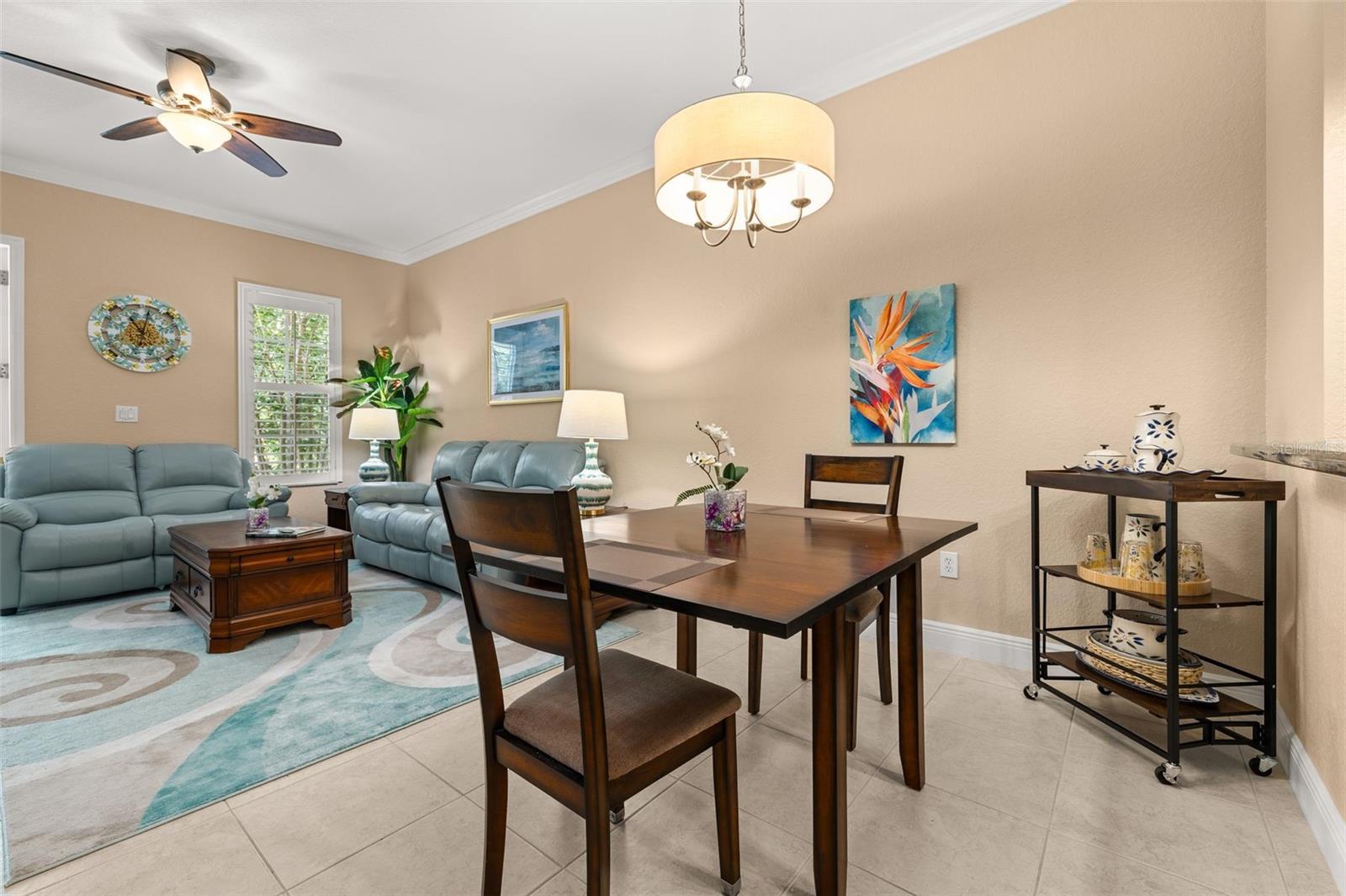 1053 OAK POND DR #203