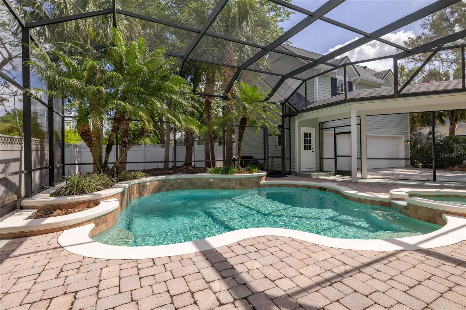 703 EAGLE WOODS TRL