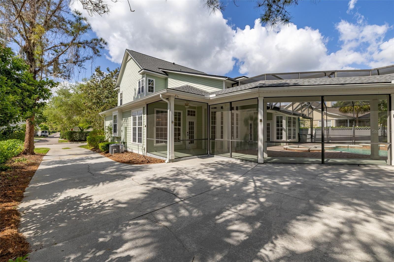 703 EAGLE WOODS TRL