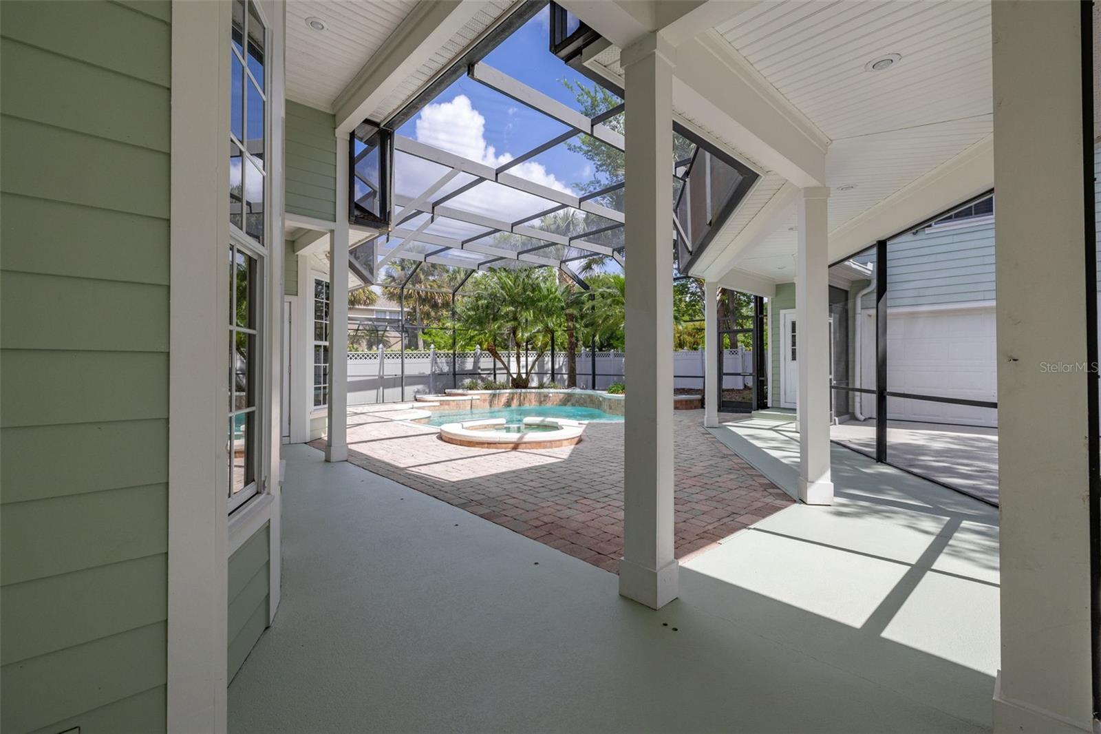 703 EAGLE WOODS TRL
