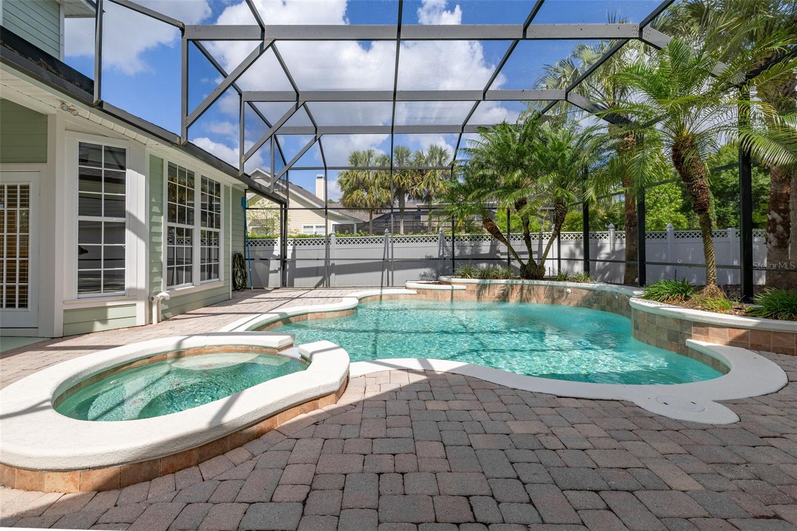 703 EAGLE WOODS TRL