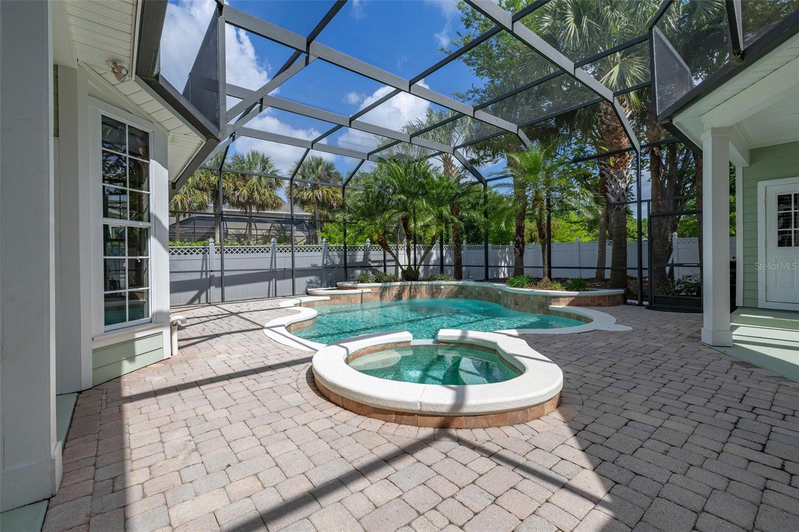 703 EAGLE WOODS TRL