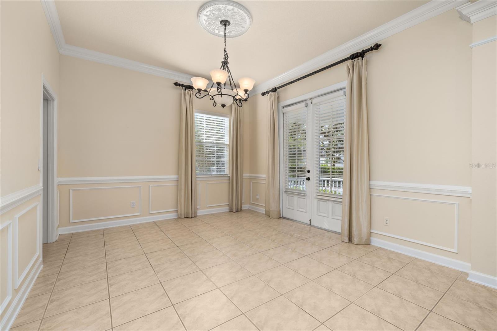 703 EAGLE WOODS TRL