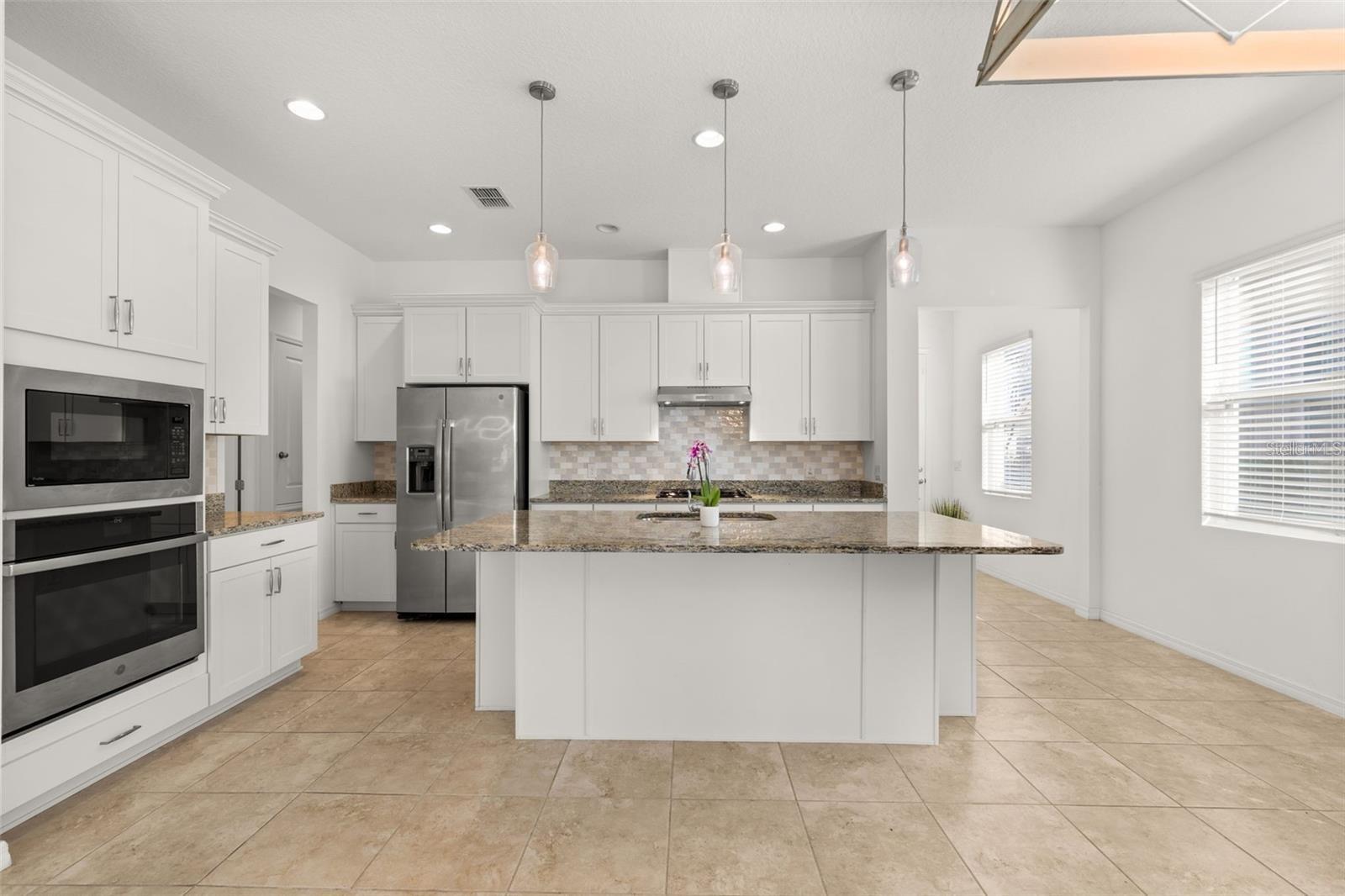 1855 FLORA PASS PL