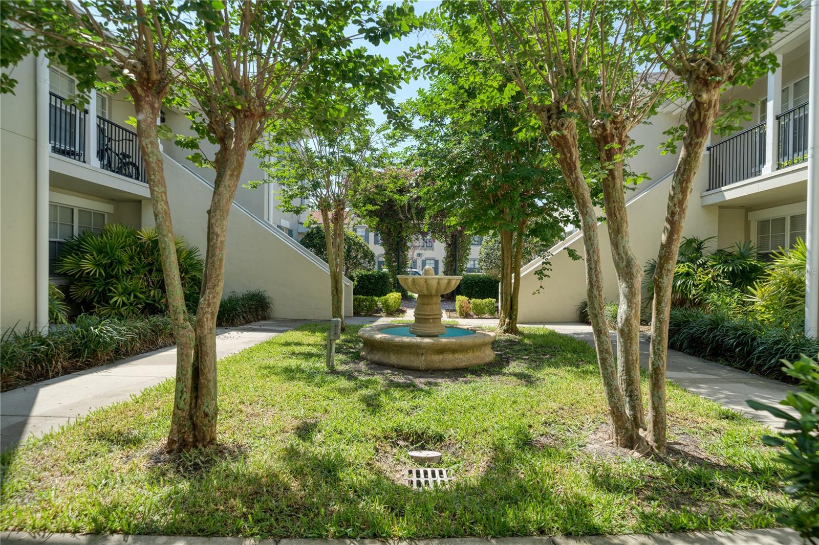 714 SIENA PALM DR #104