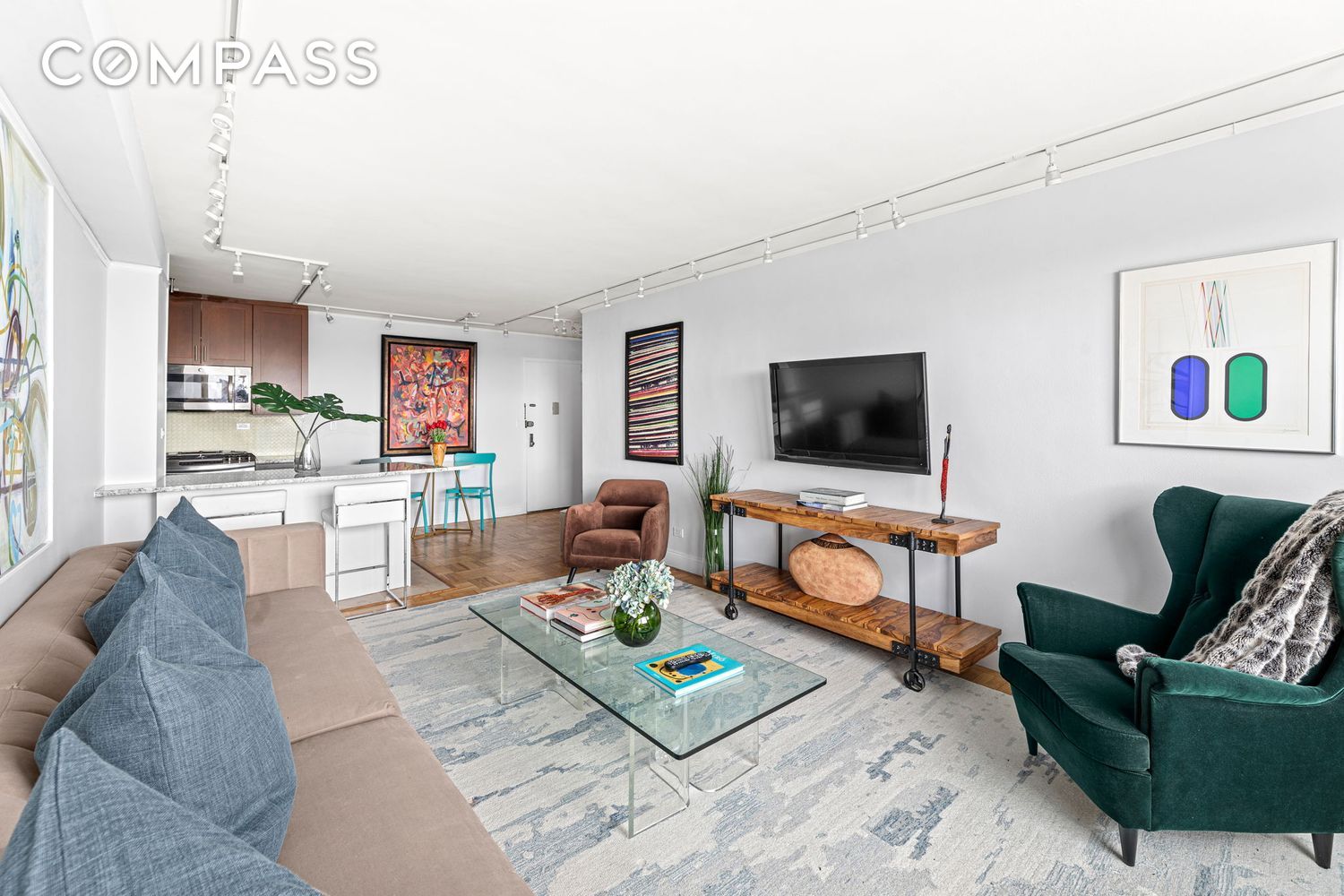 900 W 190th Street 14E