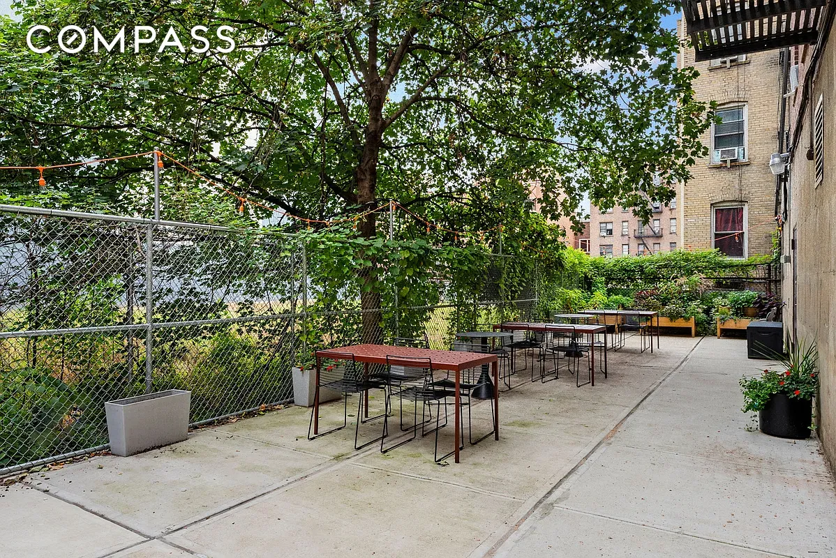 675 Academy Street 3A