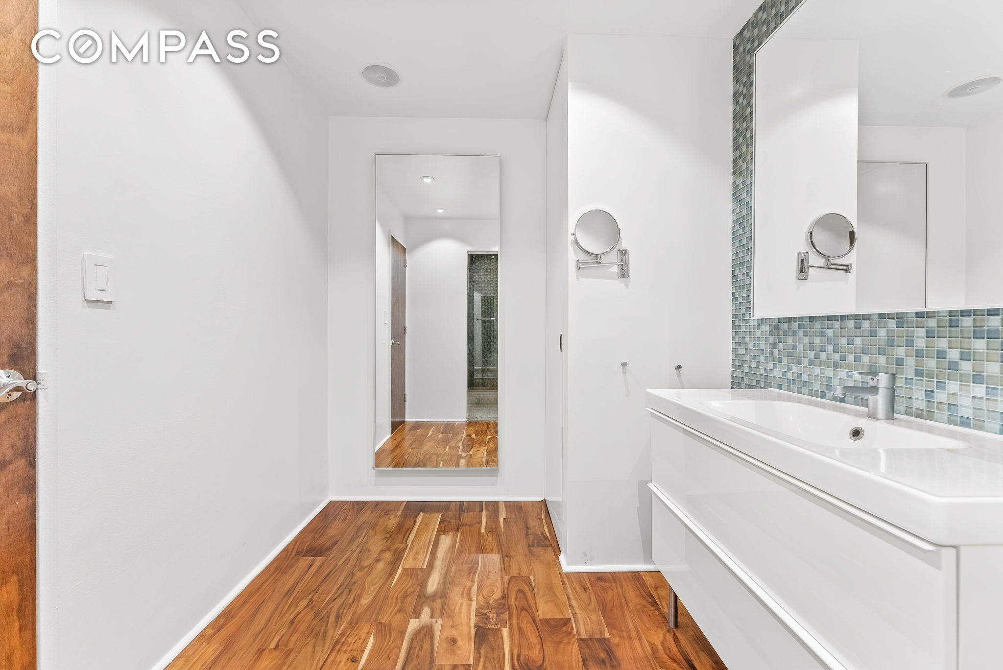 310 E 46th Street 5T