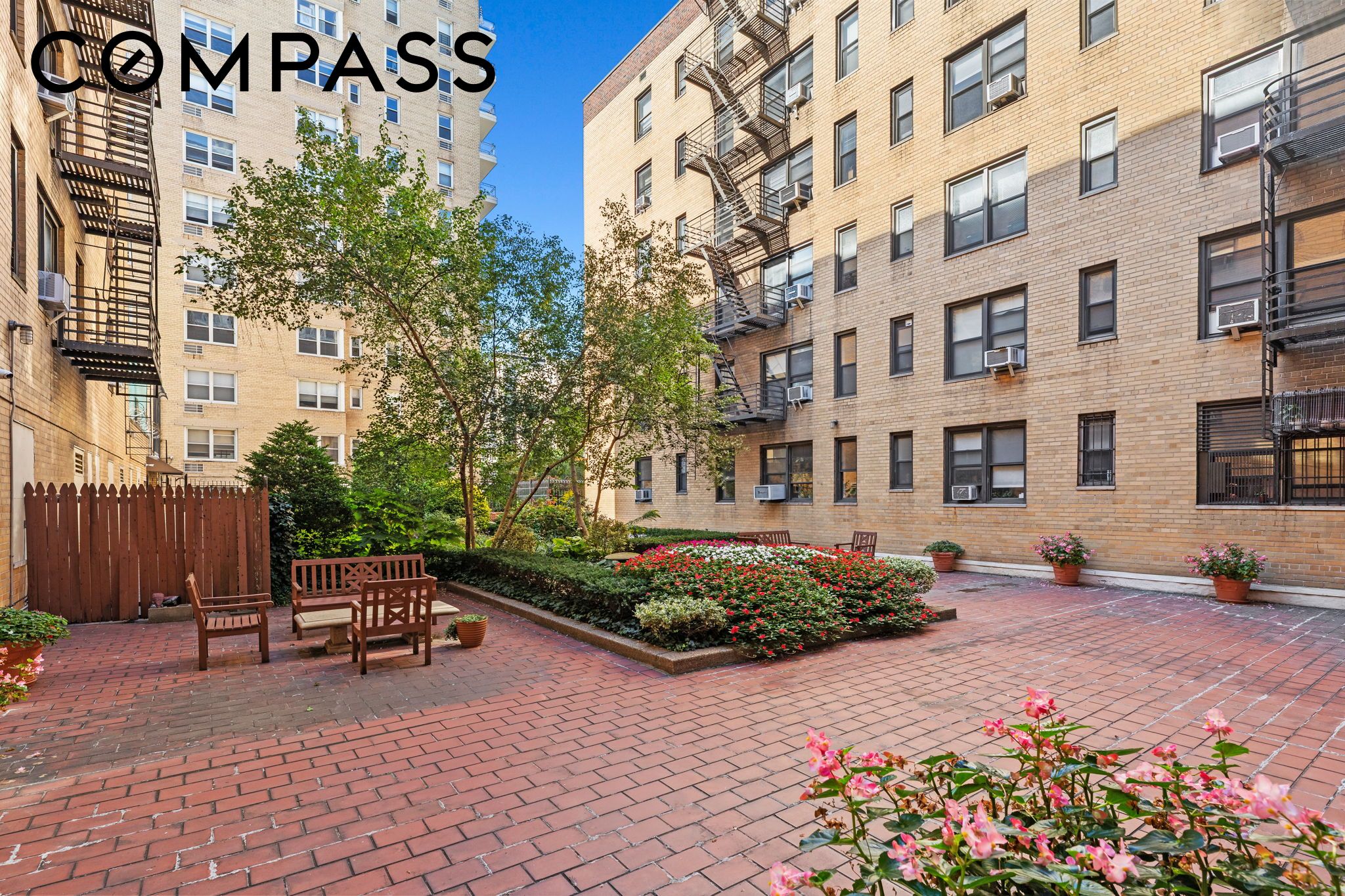 60 E 9th Street 341