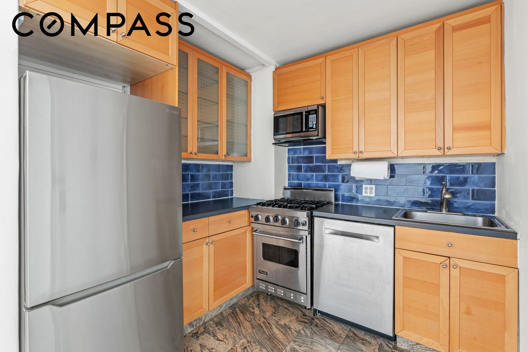 60 E 9th Street 341