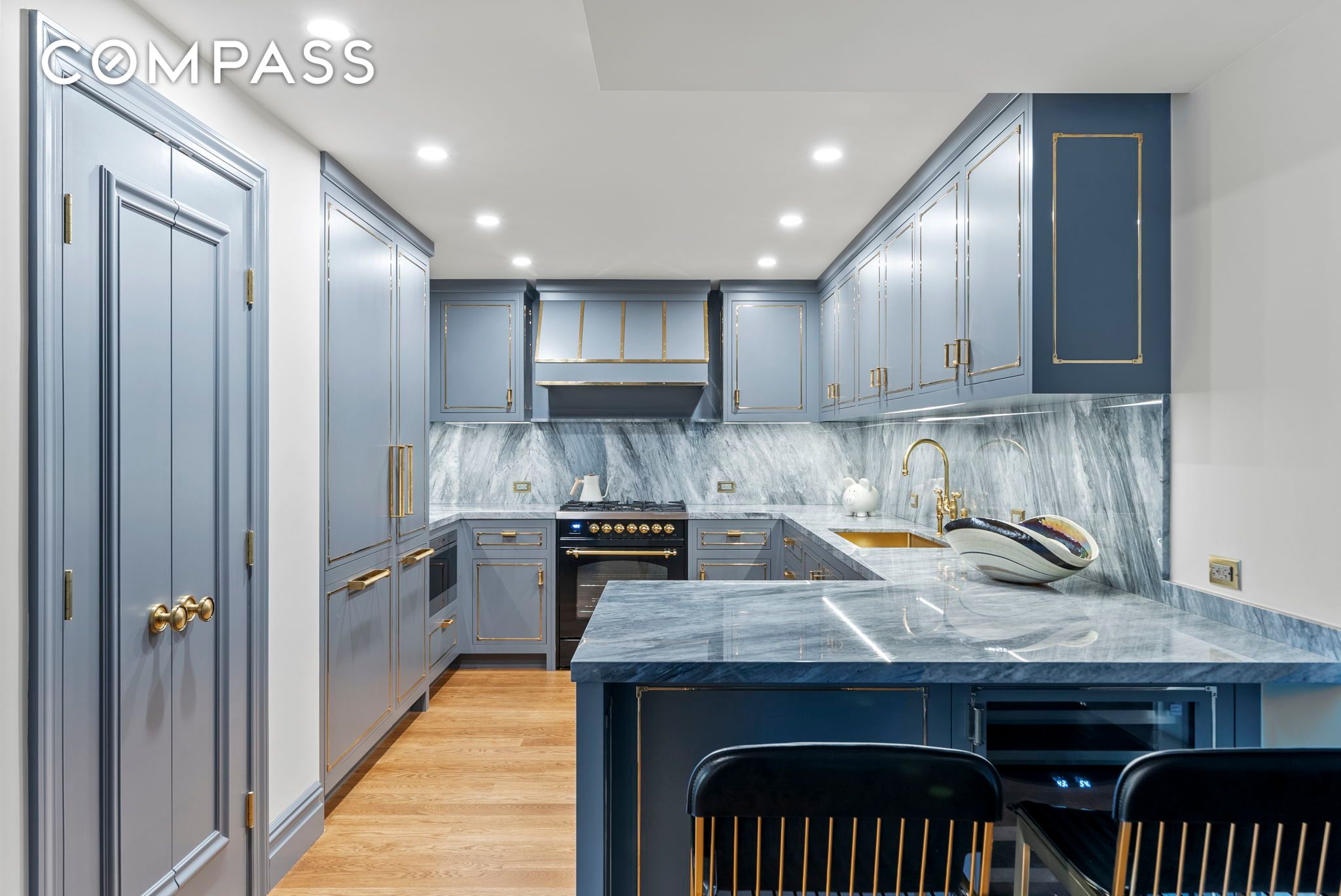 230 Central Park S 6DE