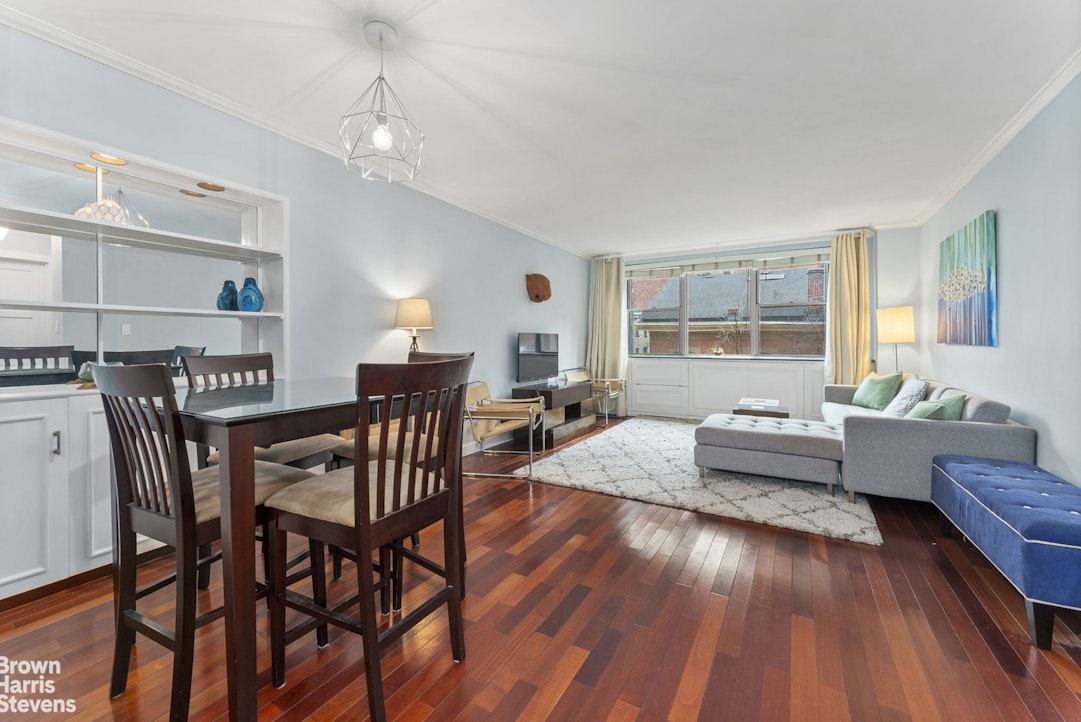 32 GRAMERCY Park S 5F