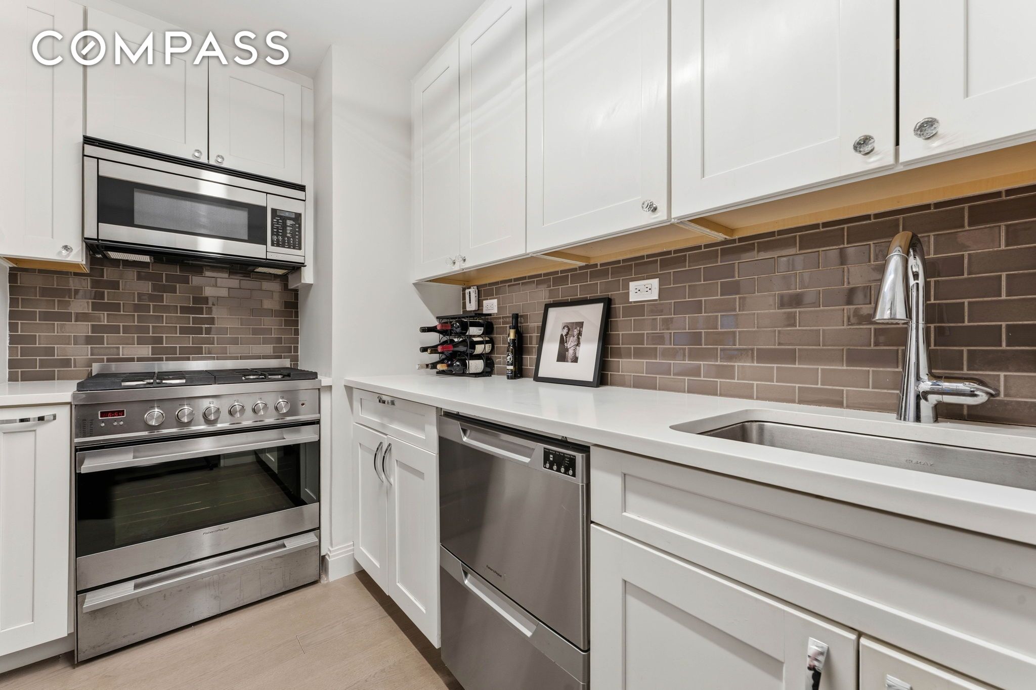 245 E 87th Street 17C