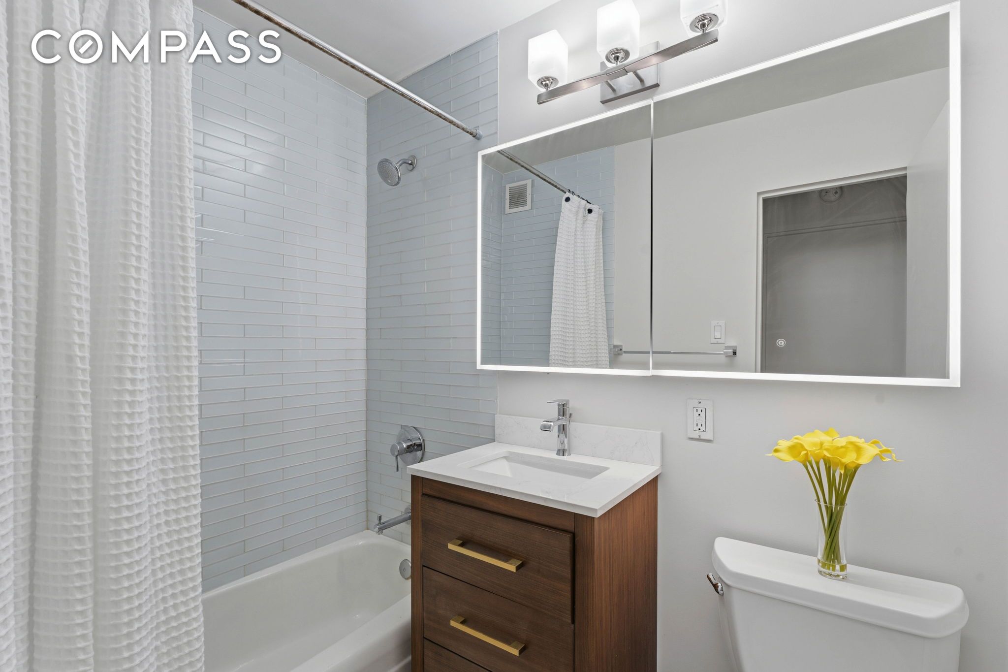 245 E 87th Street 17C