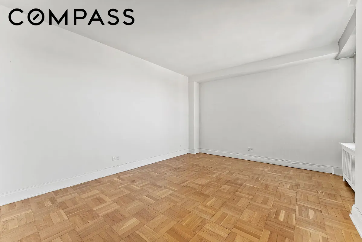 900 W 190th Street 11A