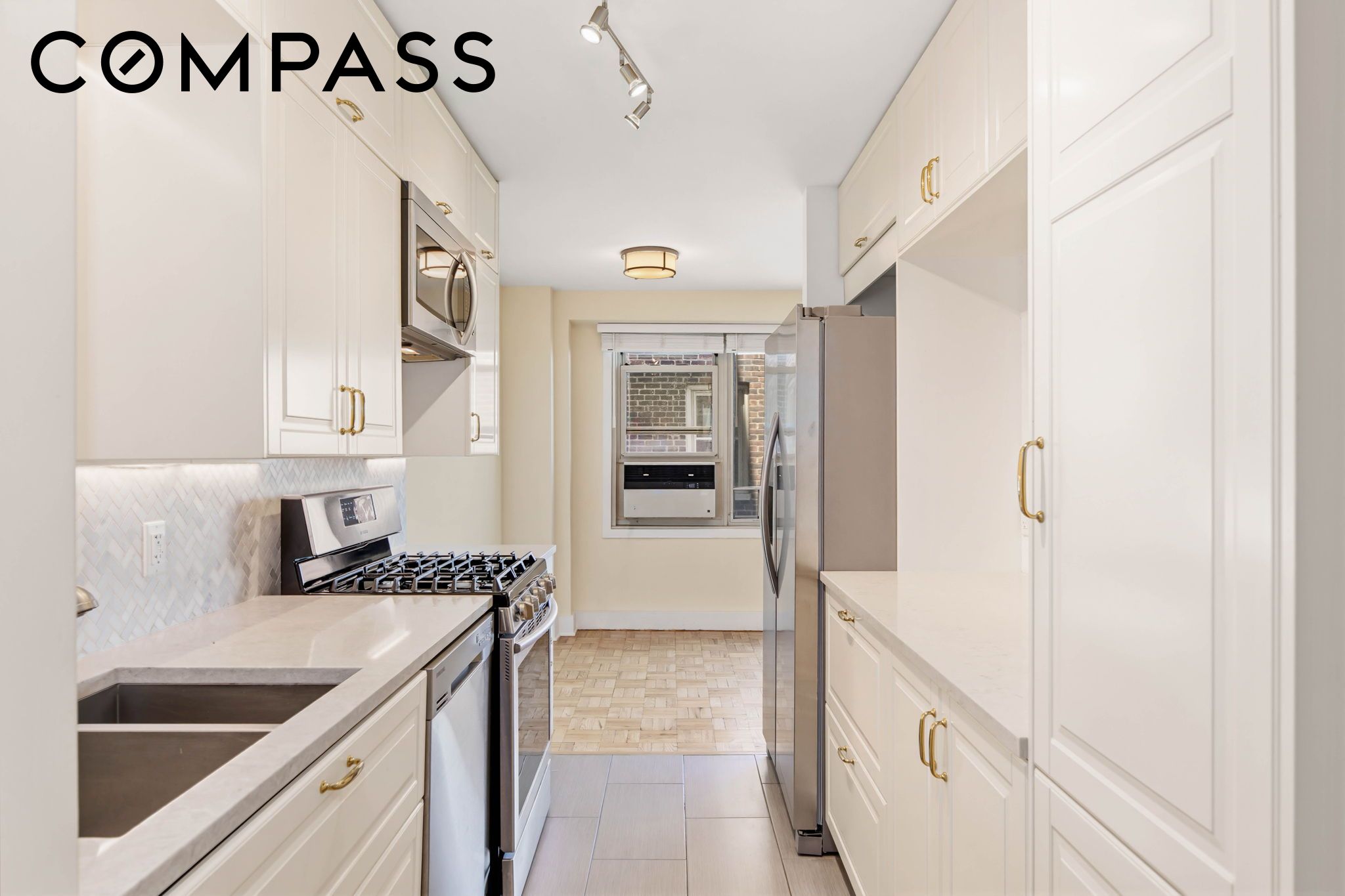 900 W 190th Street 11A