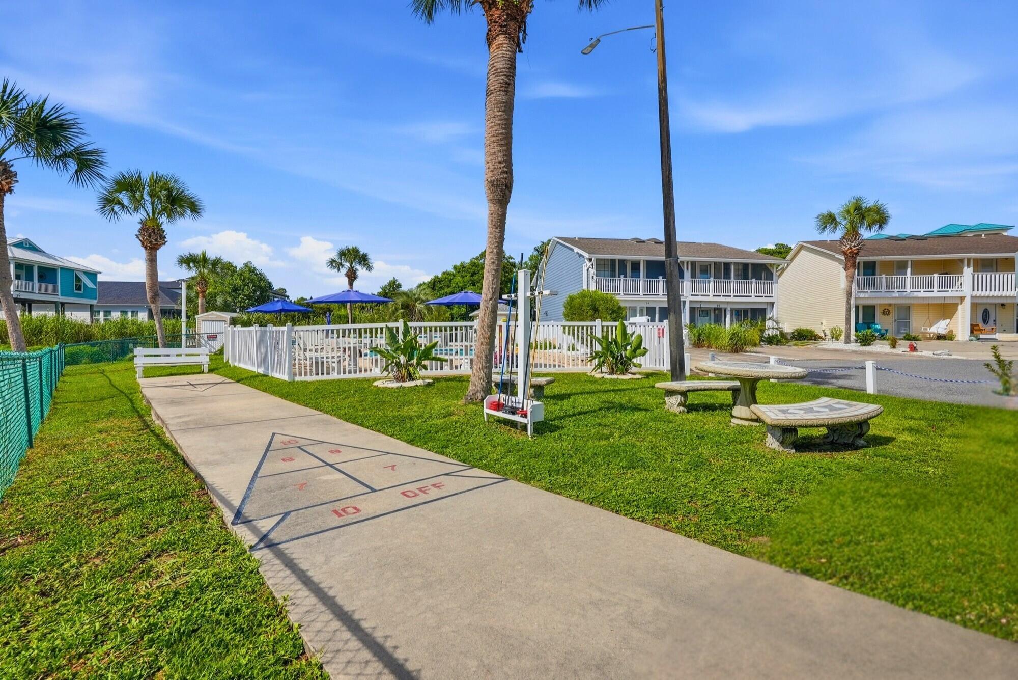 1 Chateau Road