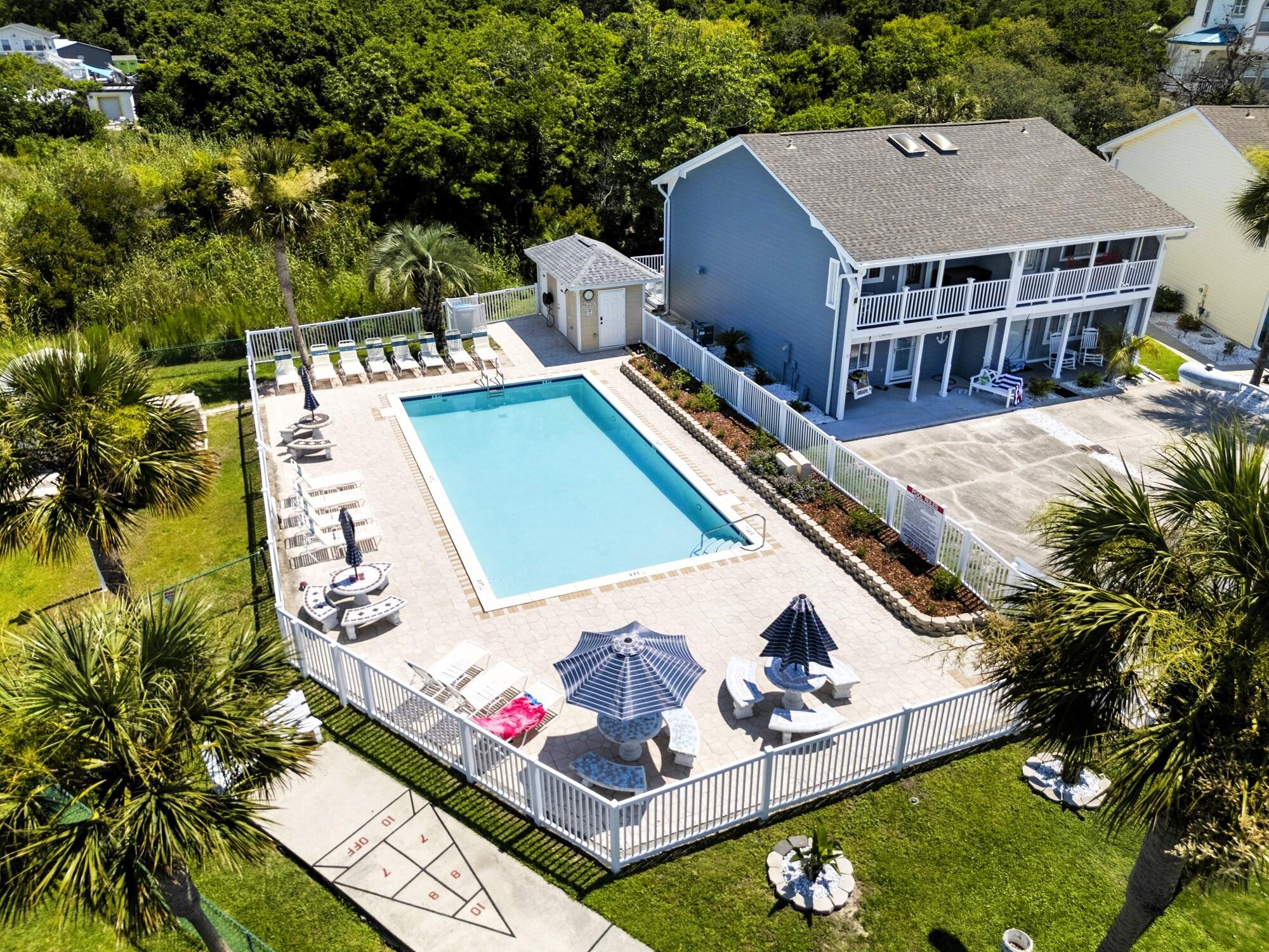 1 Chateau Road