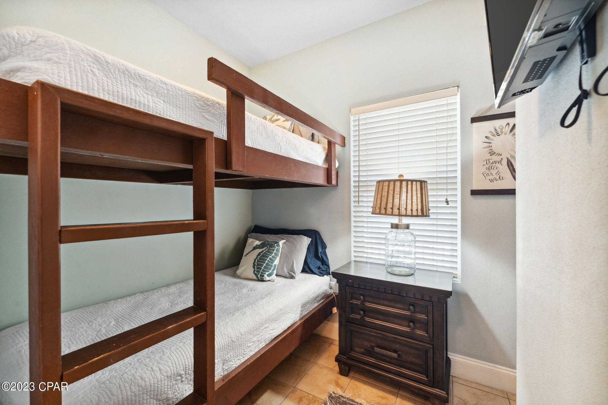 9860 S Thomas Drive 1024