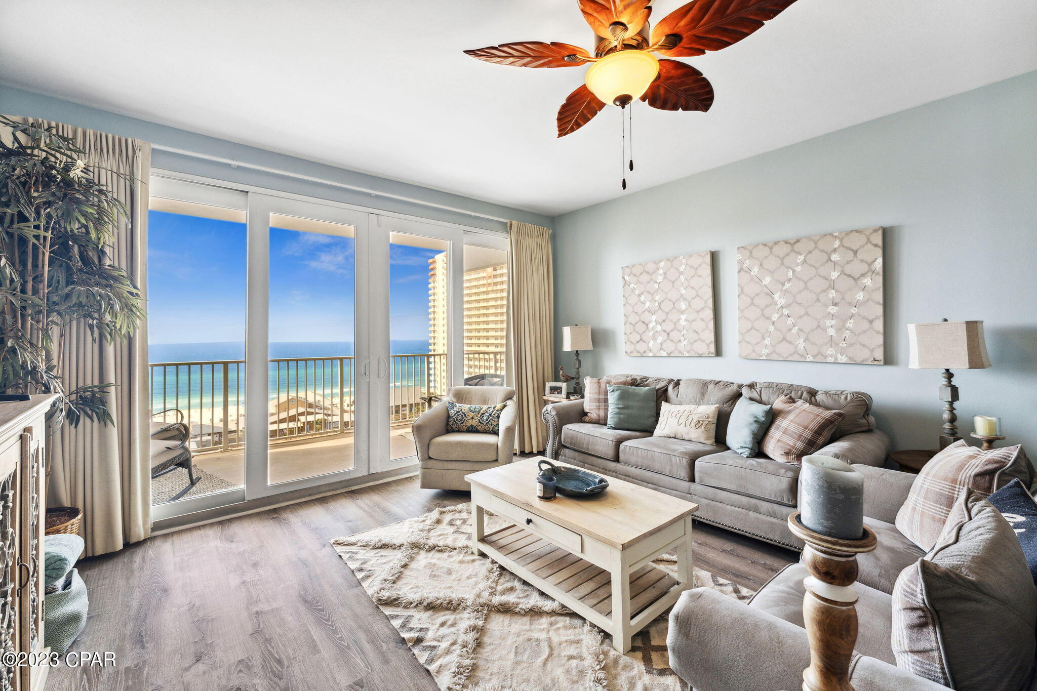 9860 S Thomas Drive 1024