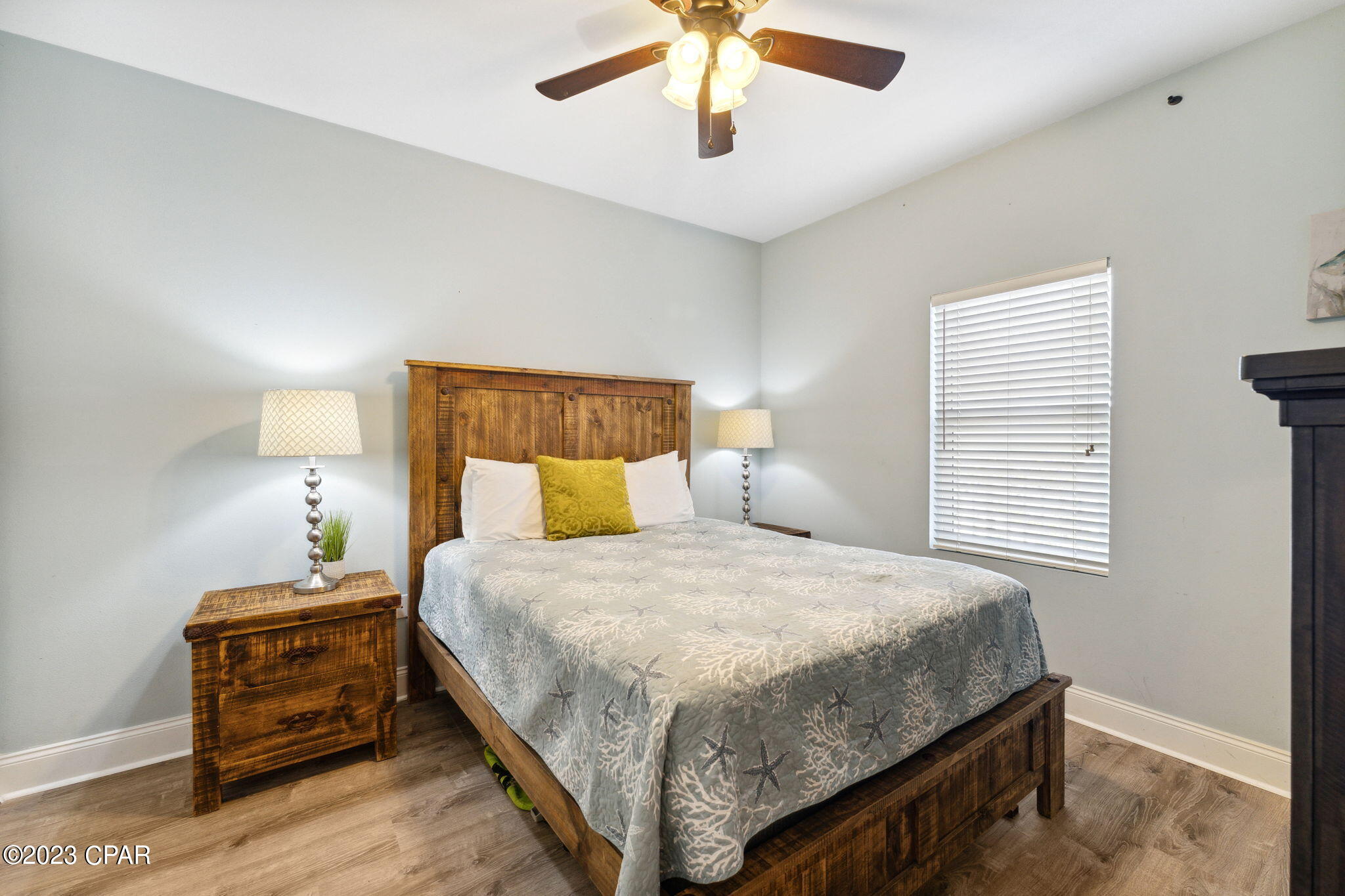 9860 S Thomas Drive 1024