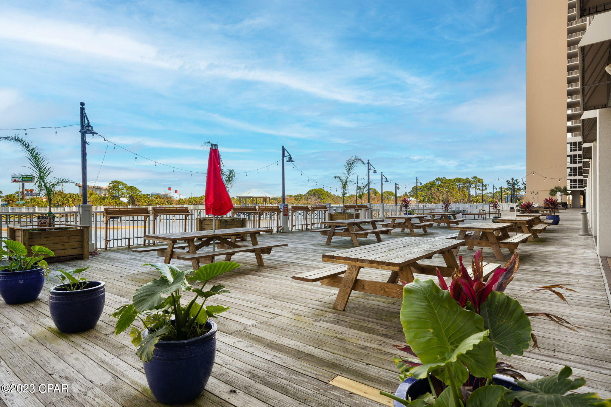 9860 S Thomas Drive 1024