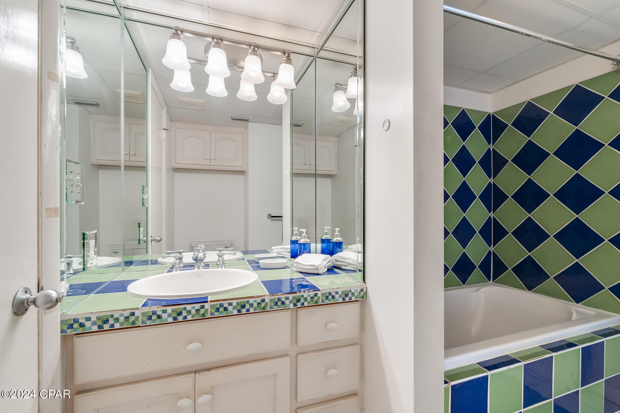 9850 S Thomas Drive 1109W