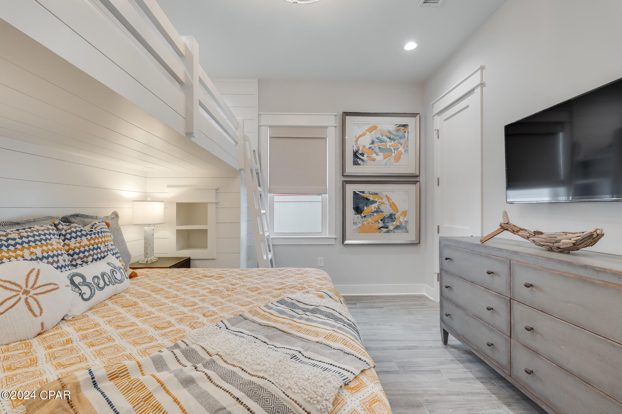 16320 Front Beach Road