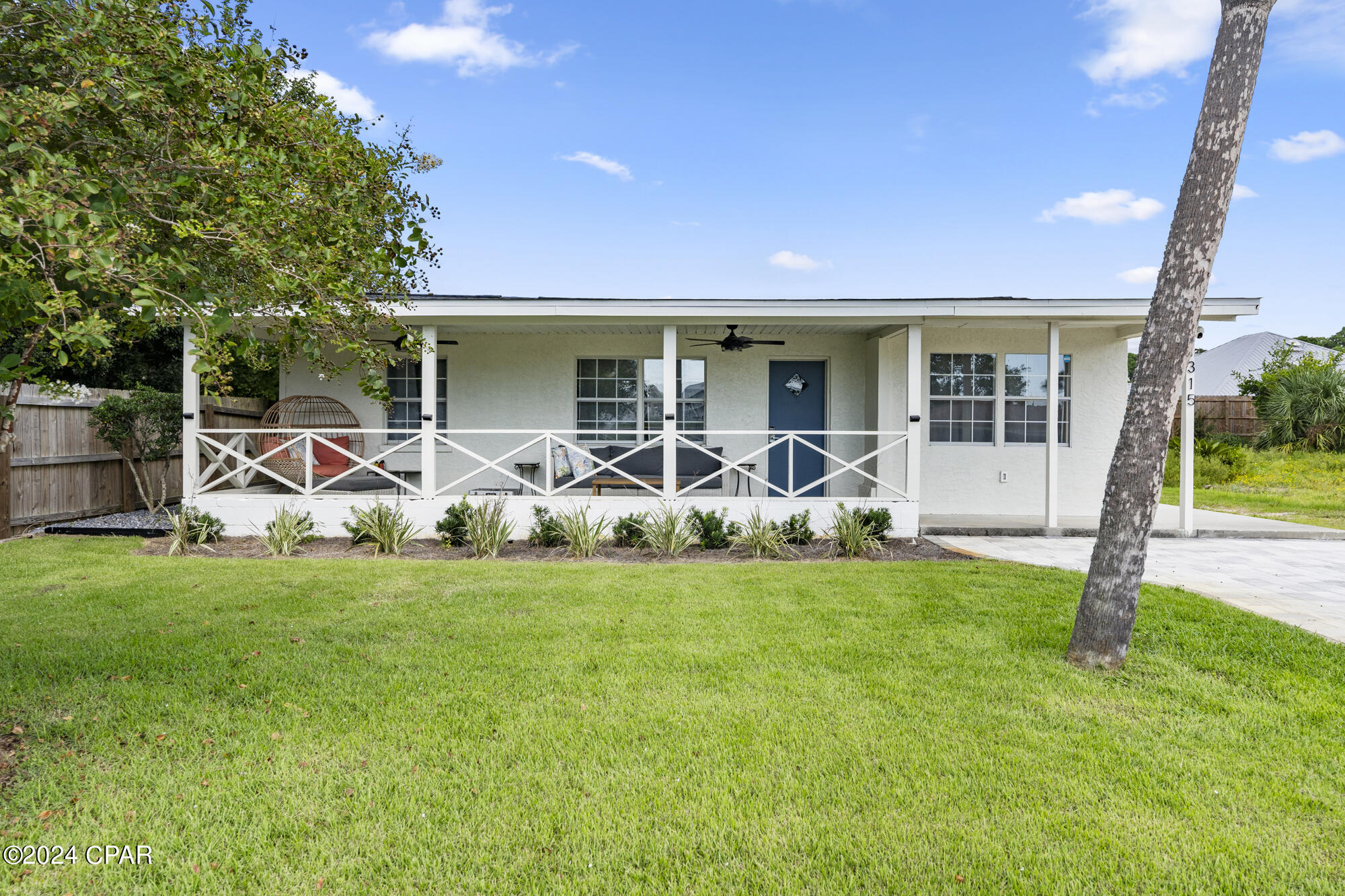 315 Le Grand Drive