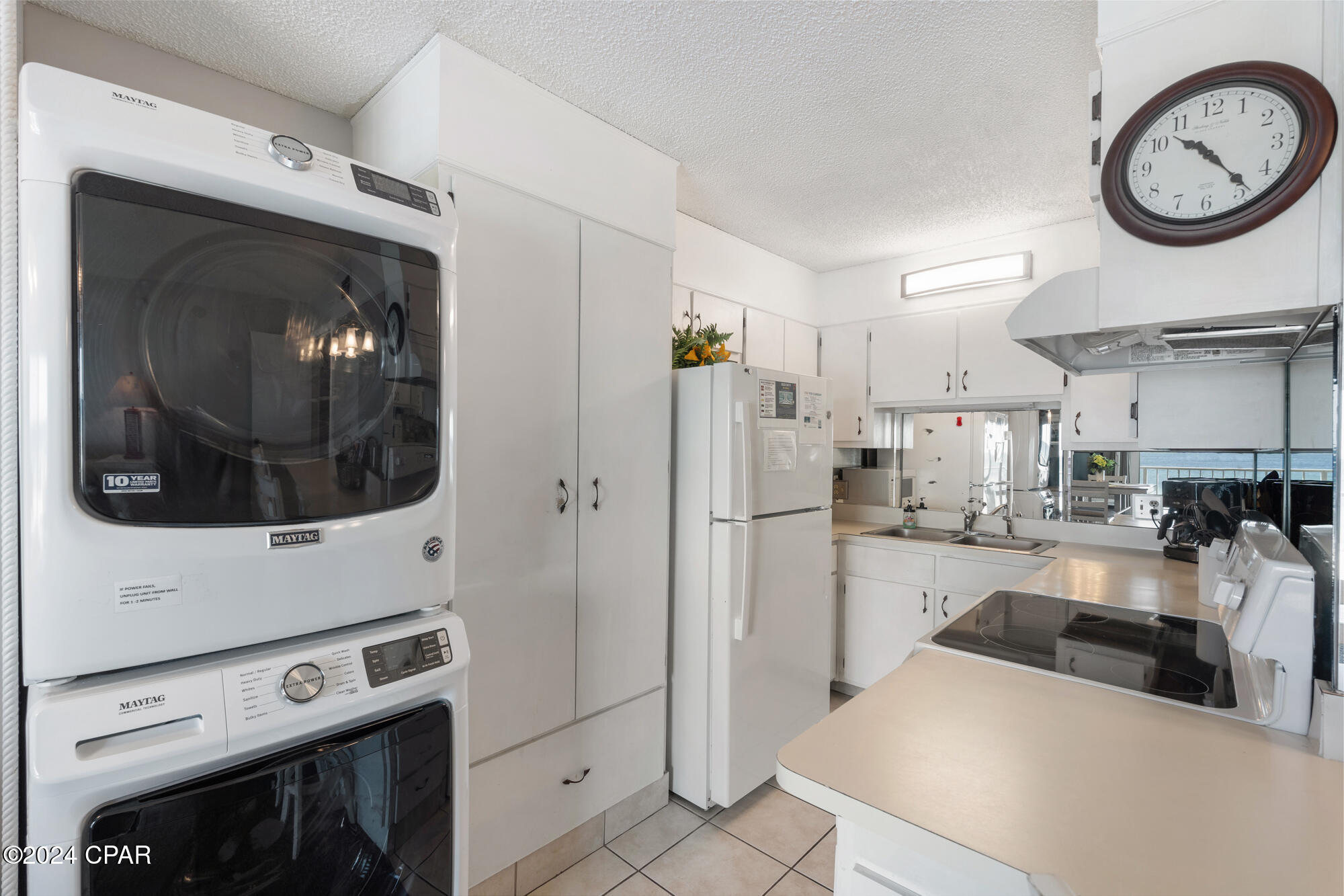 8743 Thomas Drive 412