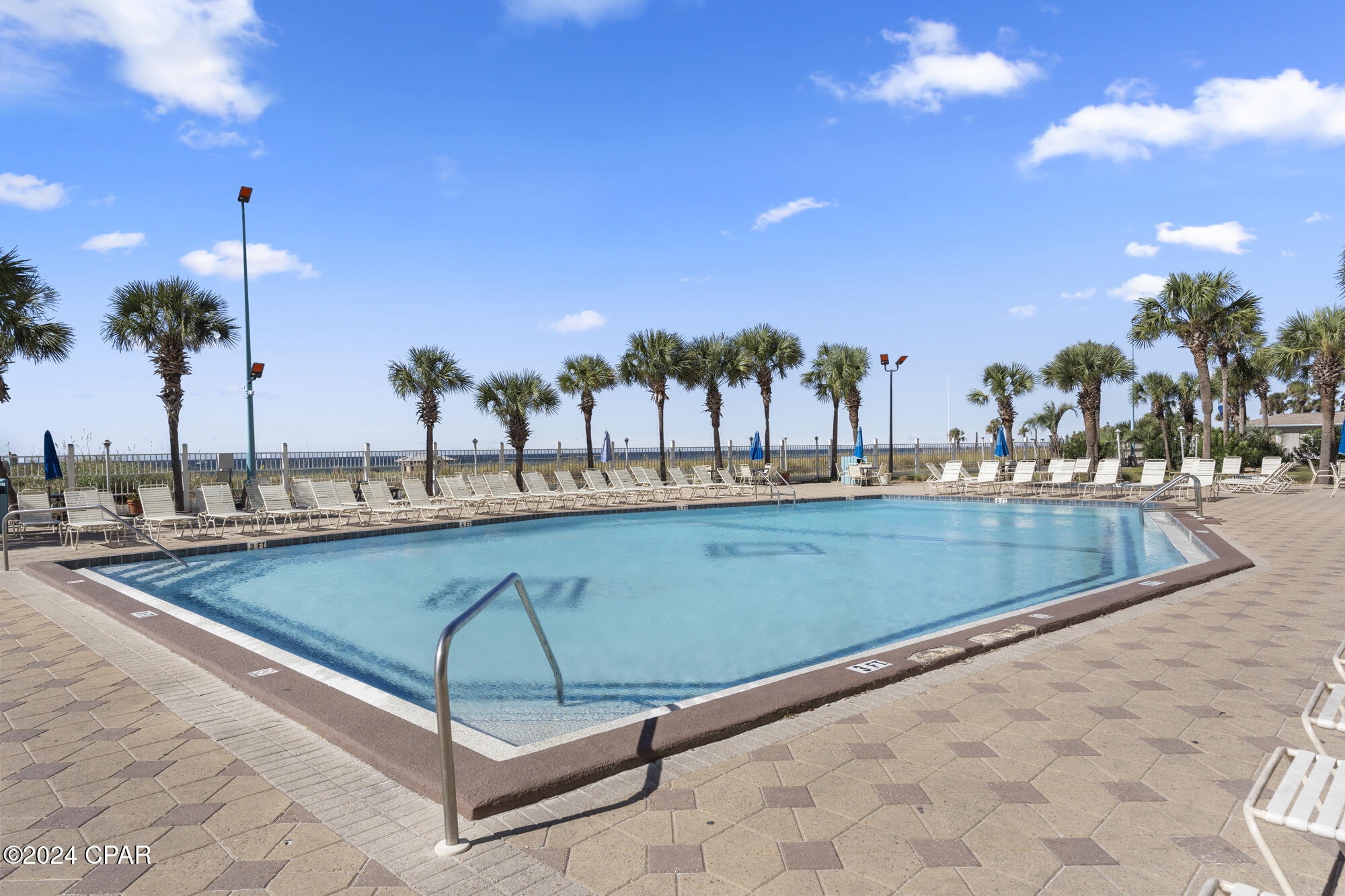 8743 Thomas Drive 412