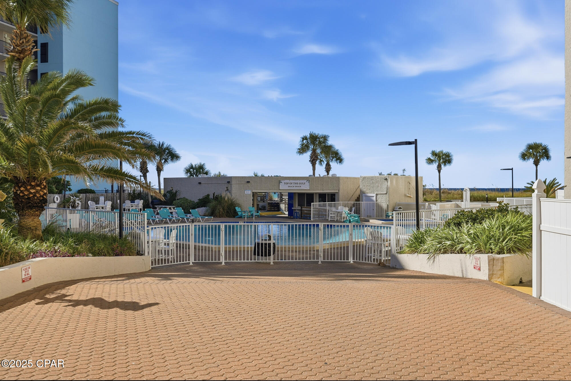 8817 S Thomas Drive A815