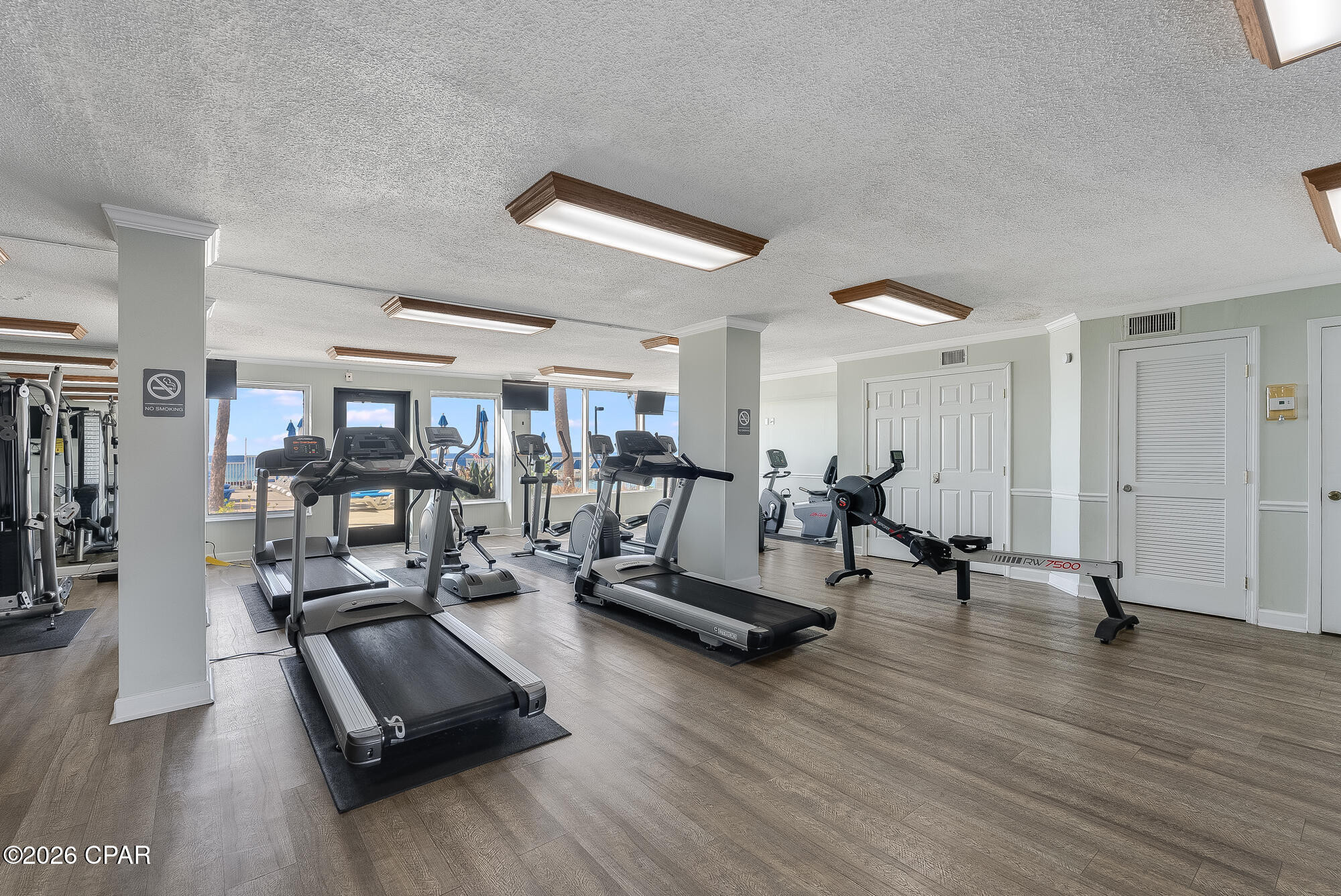 5801 Thomas Drive 1020