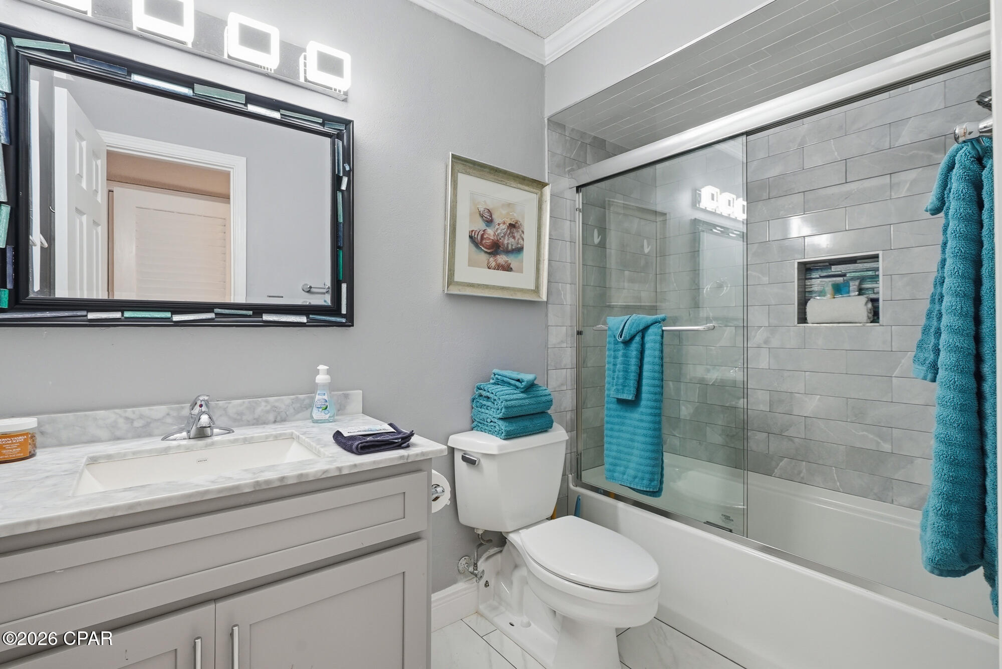 5801 Thomas Drive 1020