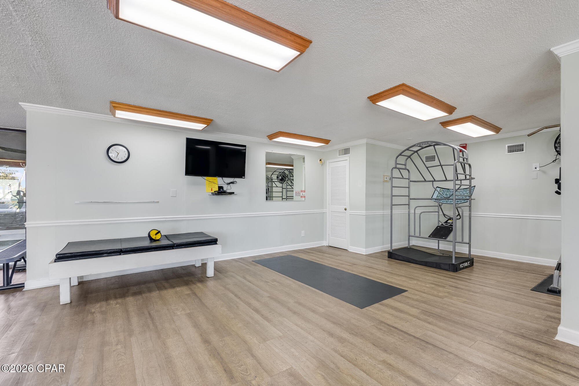 5801 Thomas Drive 1020